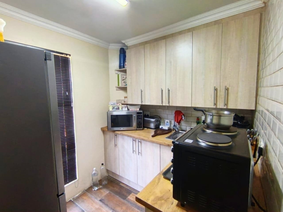 7 Bedroom Property for Sale in Langenhovenpark Free State